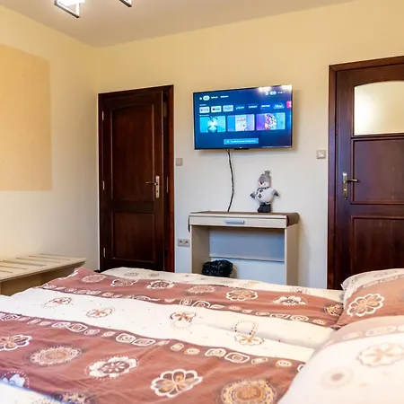 Gosciniec Stara Szkola 3*