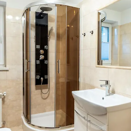 Gosciniec Stara Szkola Affittacamere 3*